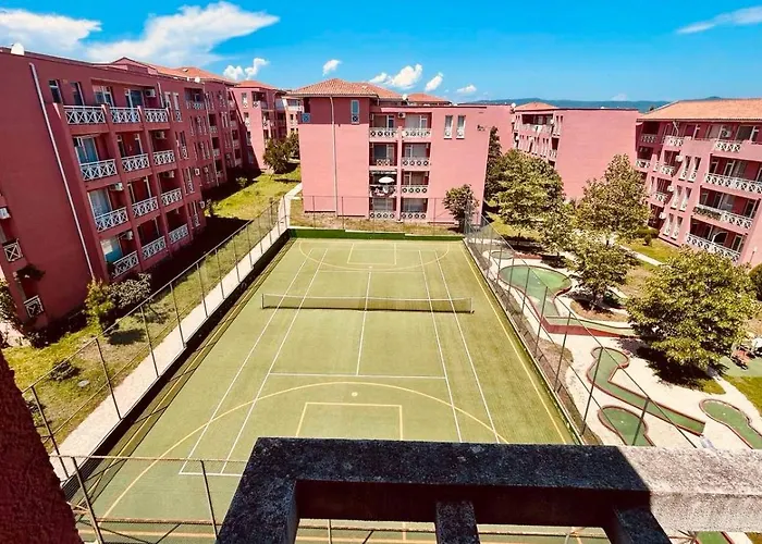 Sunny Day 6, 35 アパート *